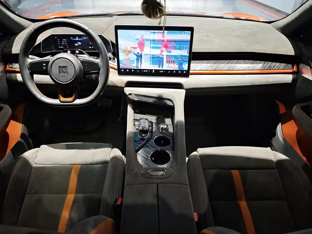 ZEEKR EXTREME KRYPTON 001