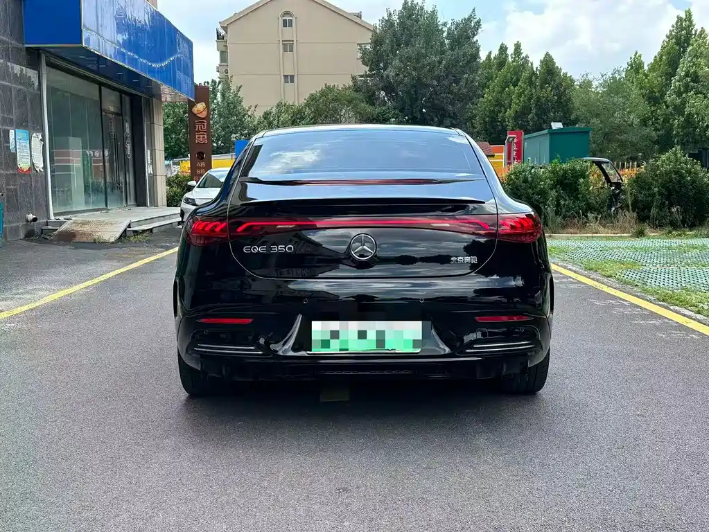 Mercedes-Benz EQE — миниатюра 5