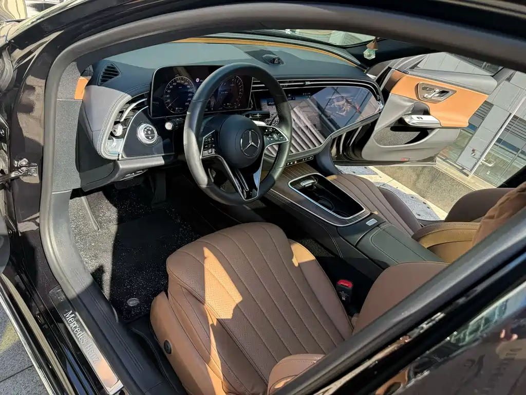 Mercedes-Benz E-Class New Energy — миниатюра 6