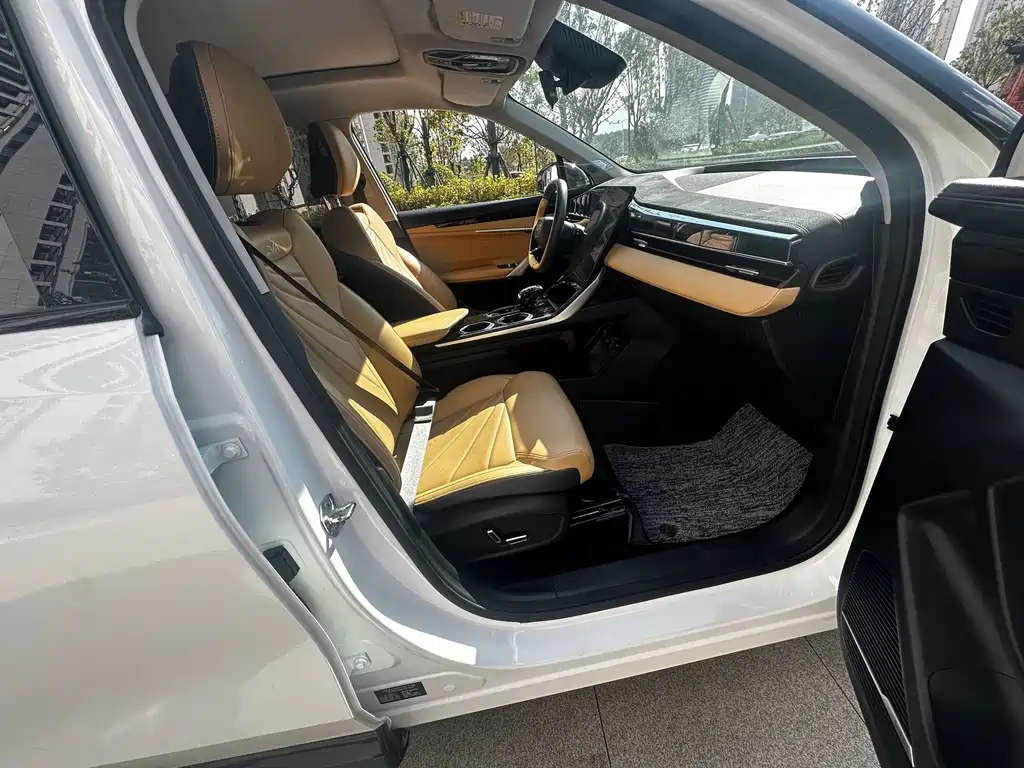 Geely Boyue L — миниатюра 7