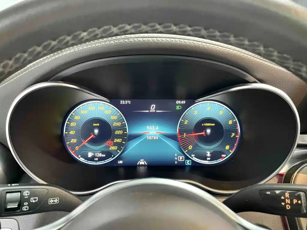 Mercedes-Benz GLC — миниатюра 9