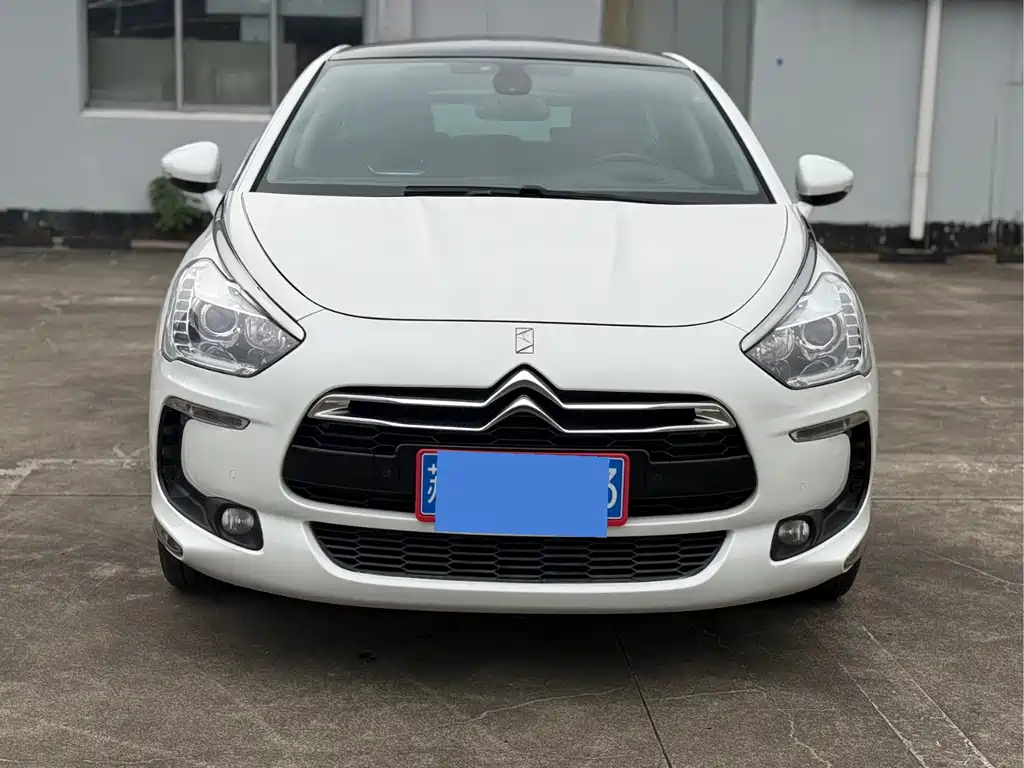 DS DS 5 — миниатюра 2