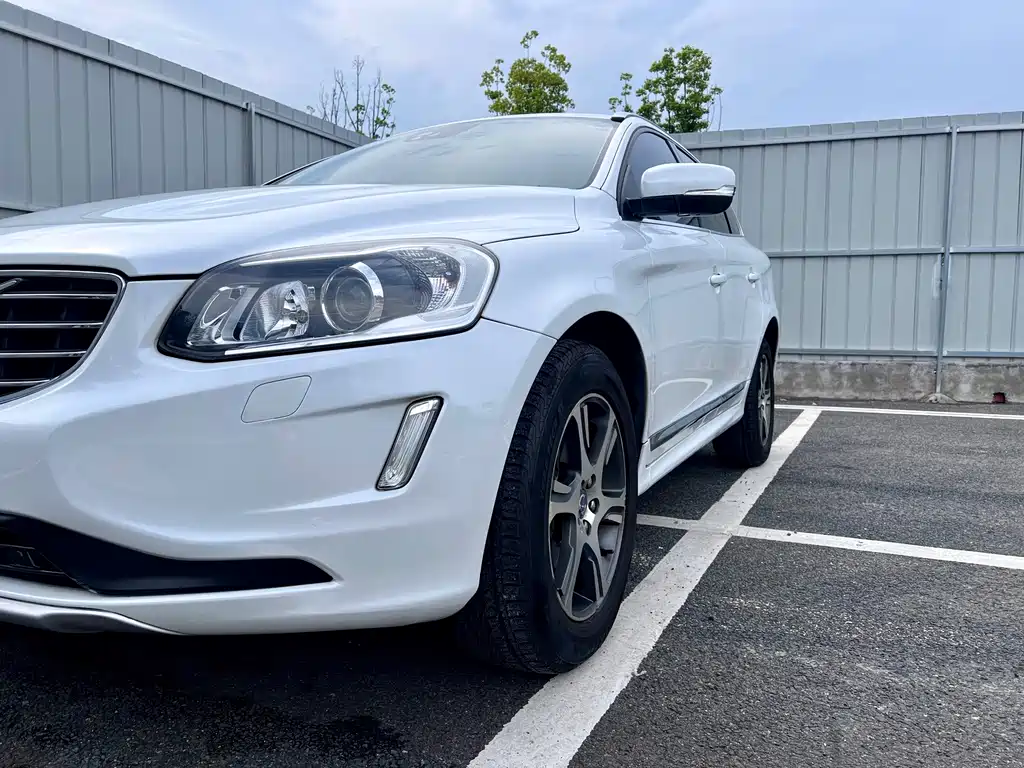 Volvo XC60 — миниатюра 7