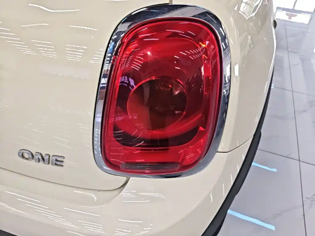 MINI Mini — миниатюра 8