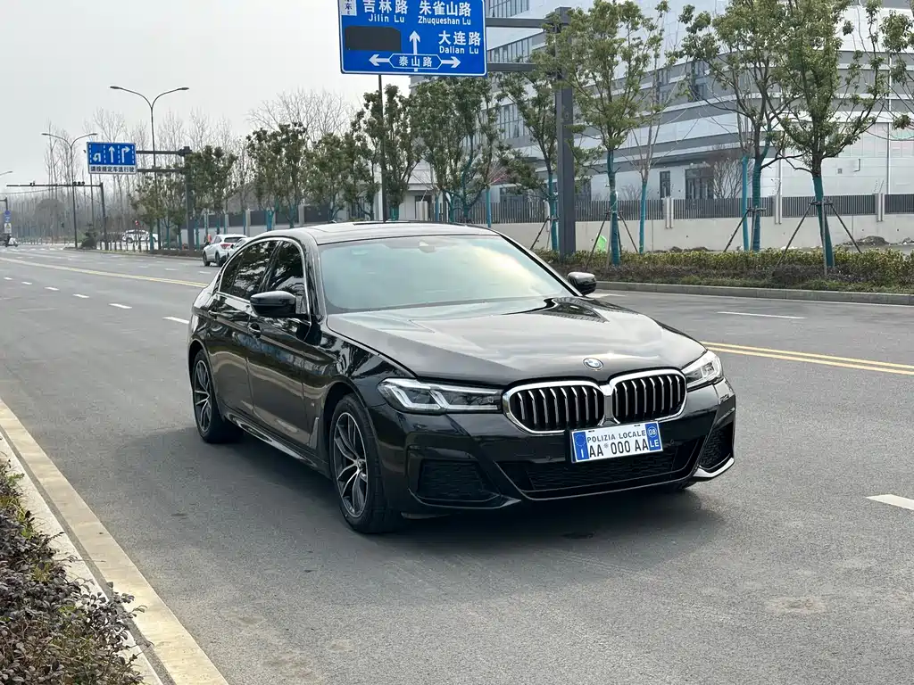 BMW 5 Series 5 2022 525Li M Sport