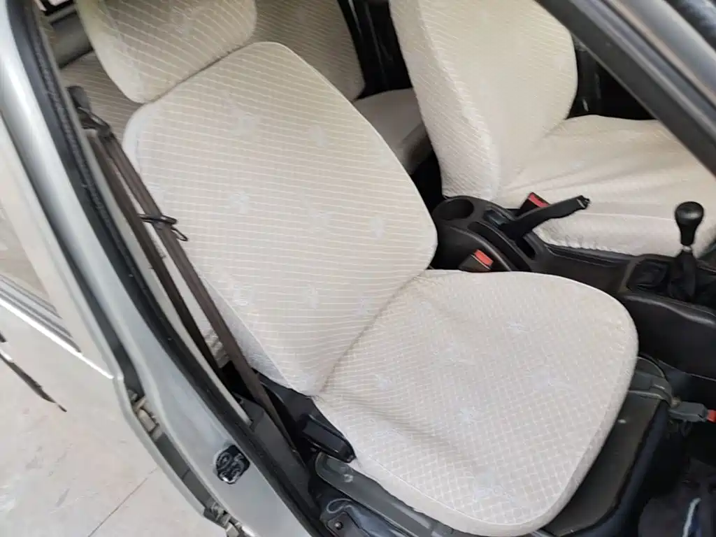 Wuling Rongguang Mini Truck — миниатюра 25
