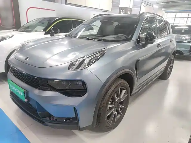 2025 Lynk & Co 01