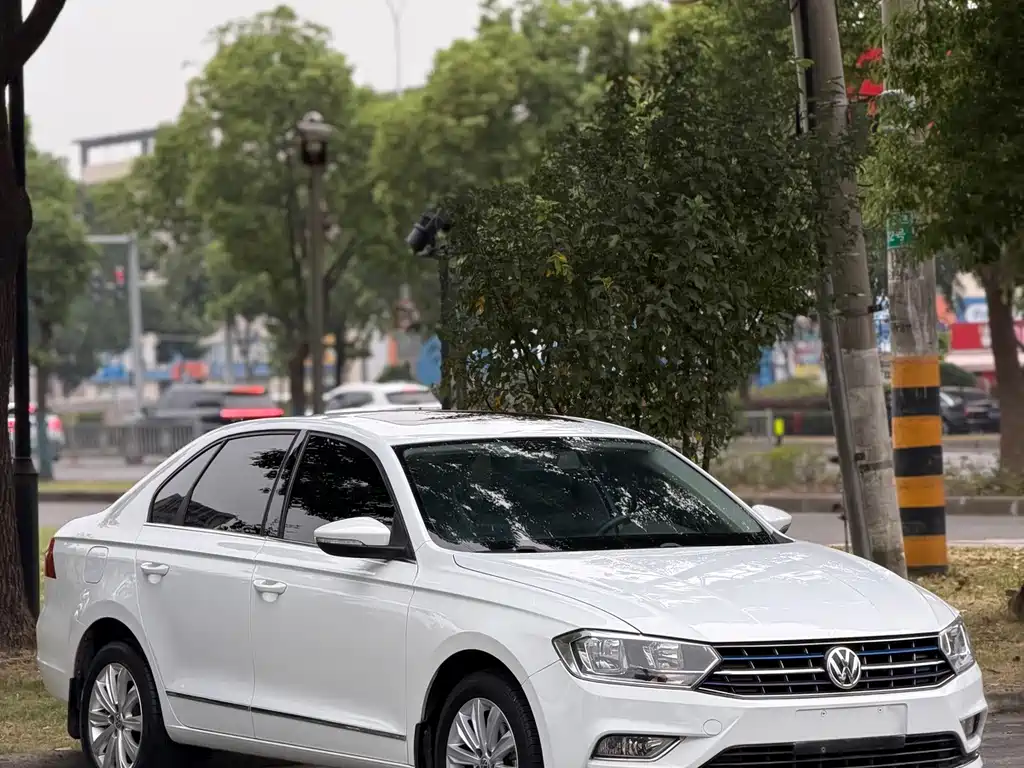 Volkswagen Bora — миниатюра 3
