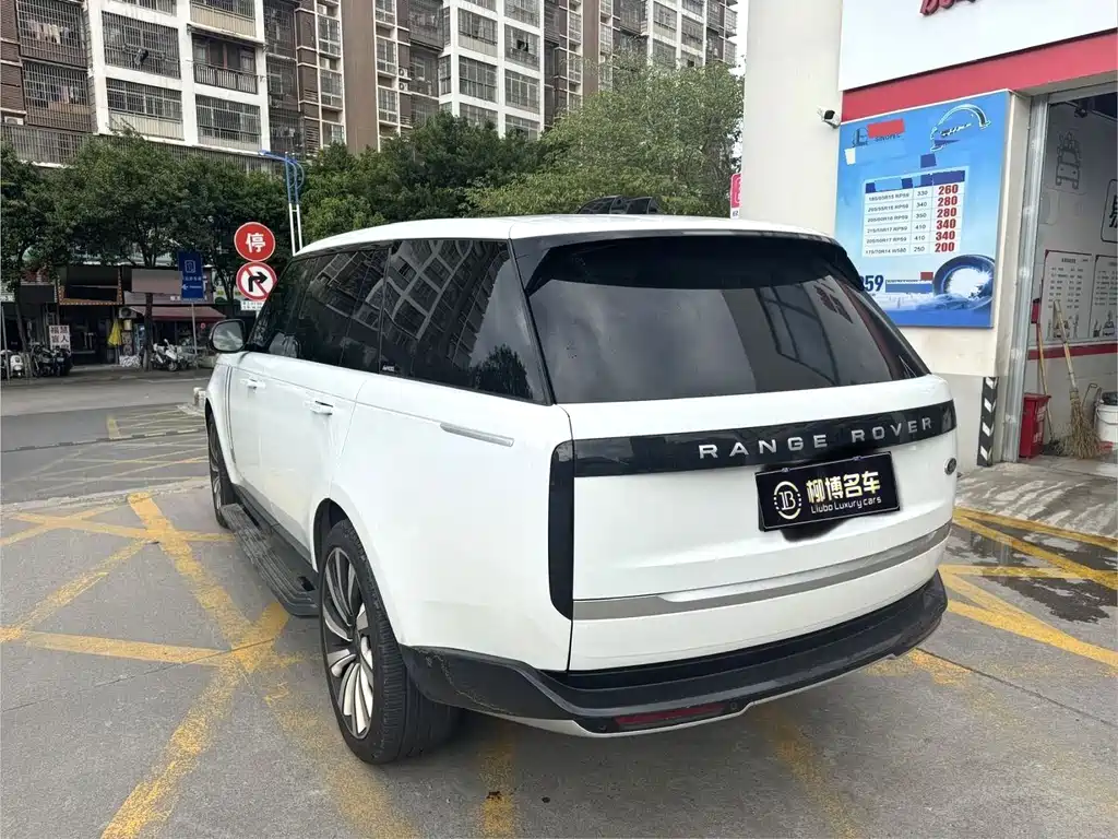 Land Rover Range Rover — миниатюра 4