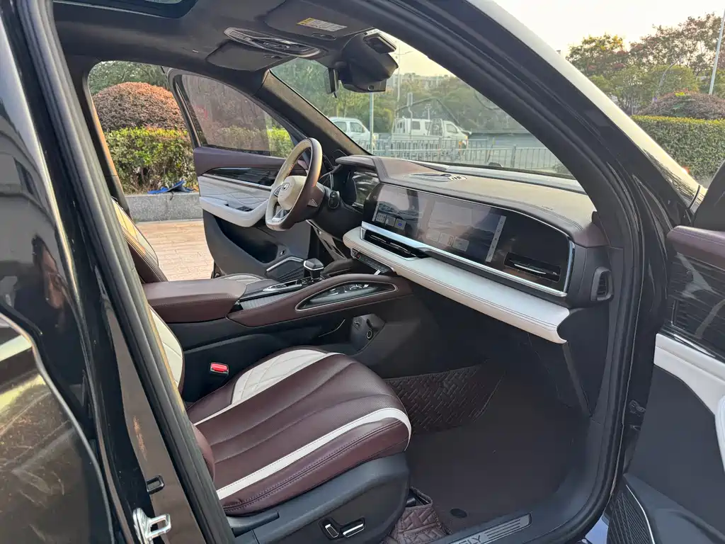 Geely Xingyue L — миниатюра 12