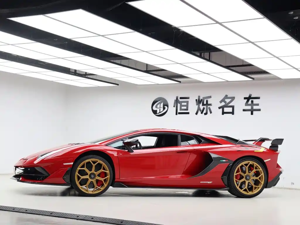 Lamborghini Aventador — миниатюра 23