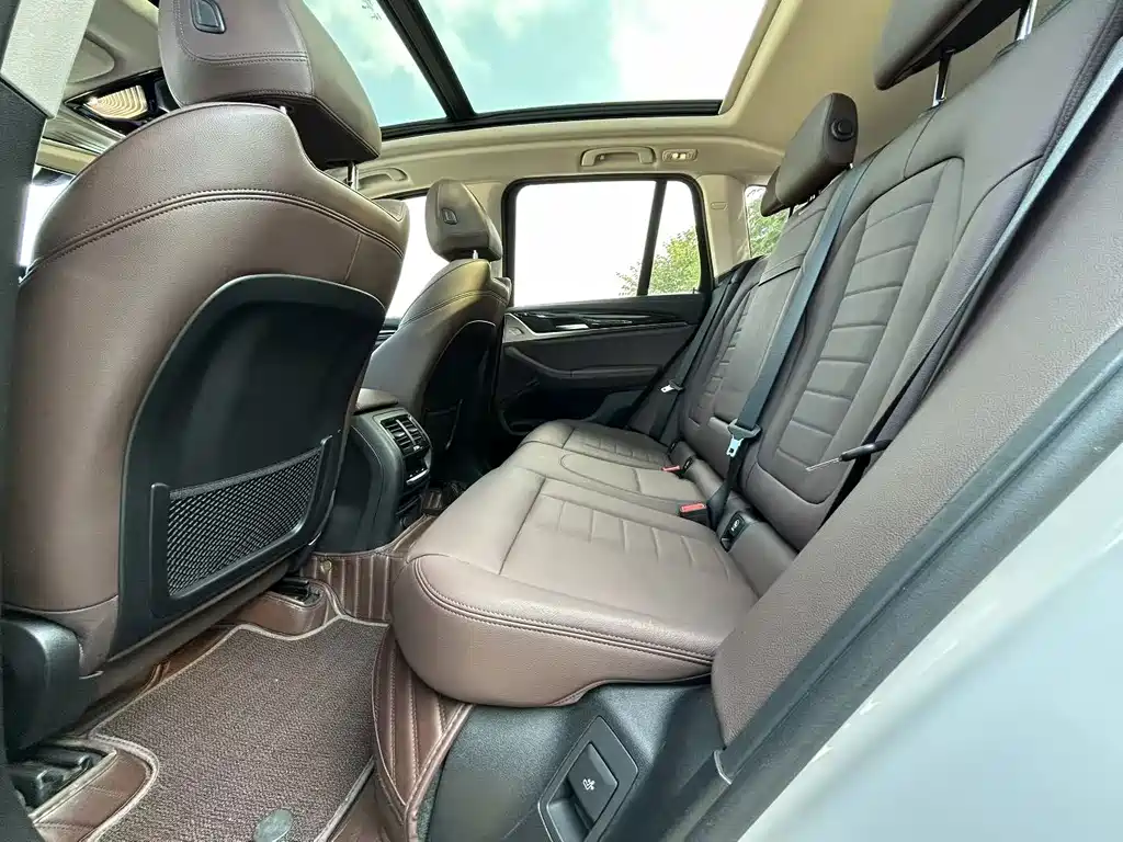 BMW X3 — миниатюра 6