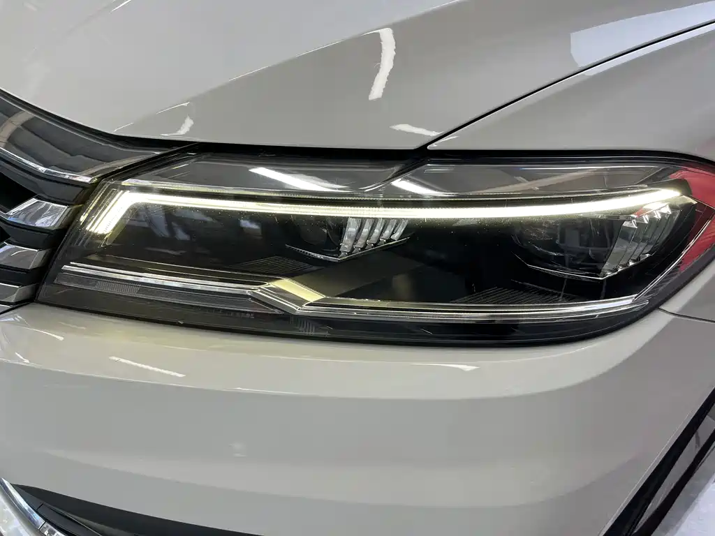 Volkswagen Lavida — миниатюра 8