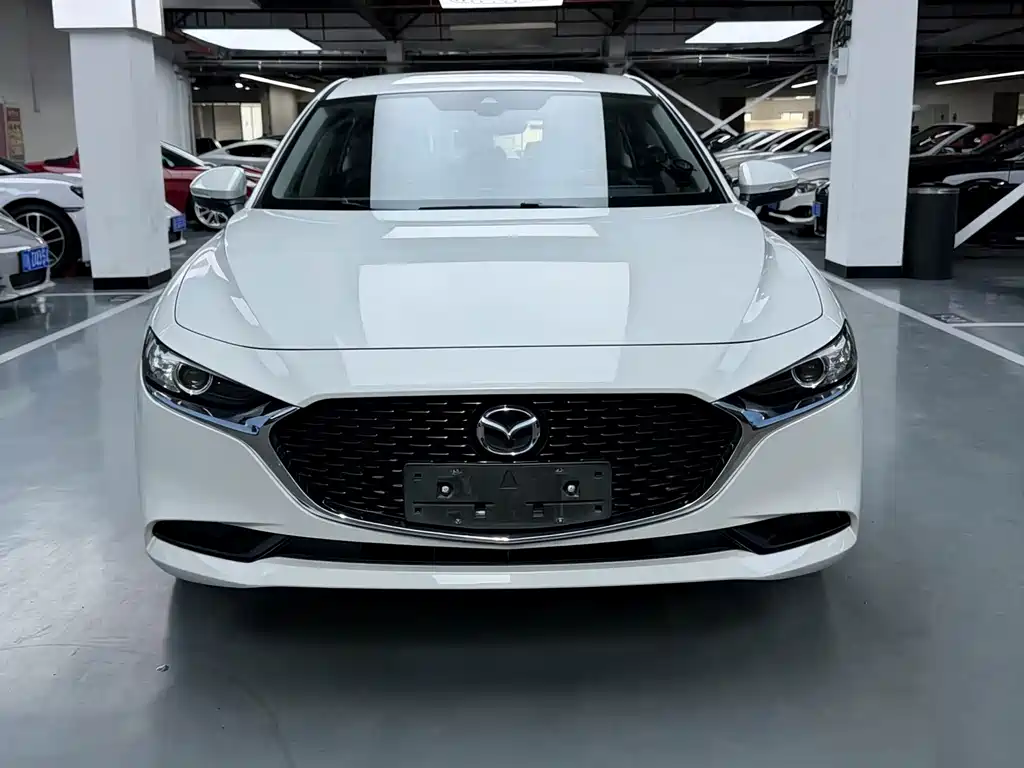 Mazda 3 Axela — миниатюра 2