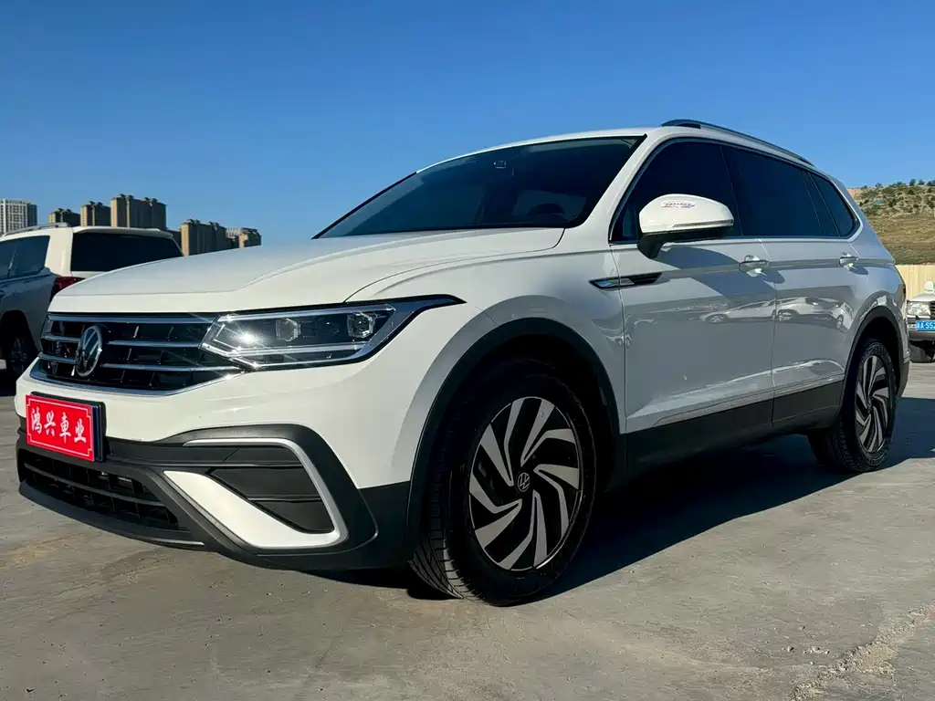 Volkswagen Tiguan L 2023