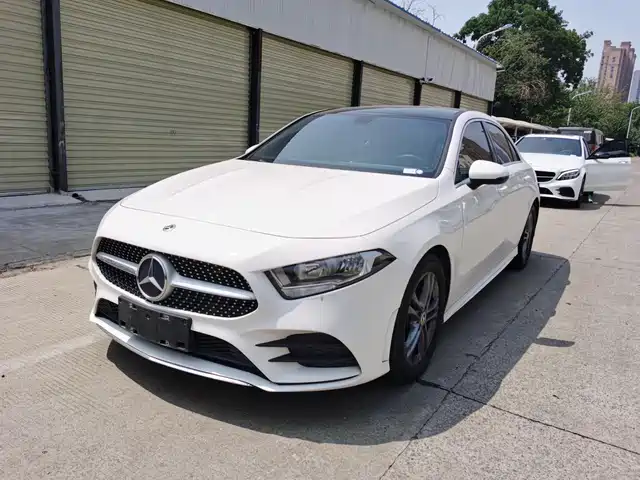 MERCEDES BENZ A CLASS