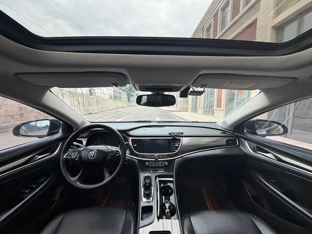 Buick LaCrosse 2021 552T Luxury
