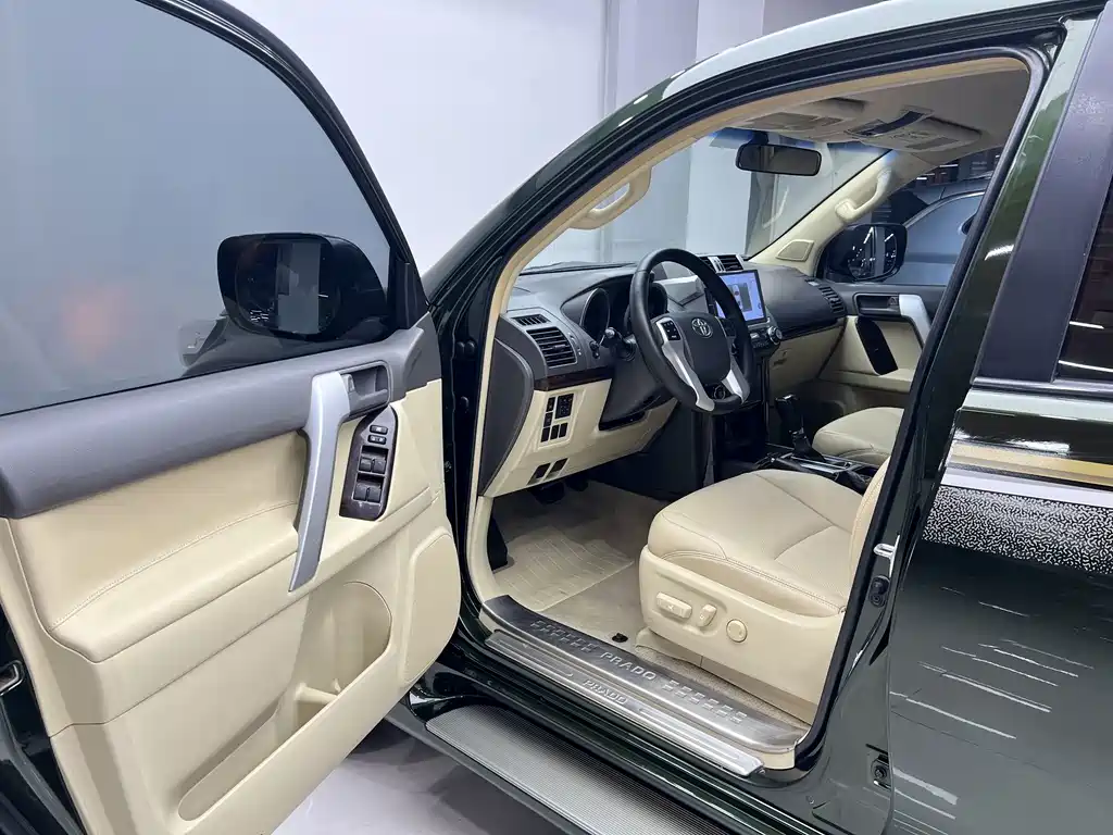Toyota Prado (Import) — миниатюра 7