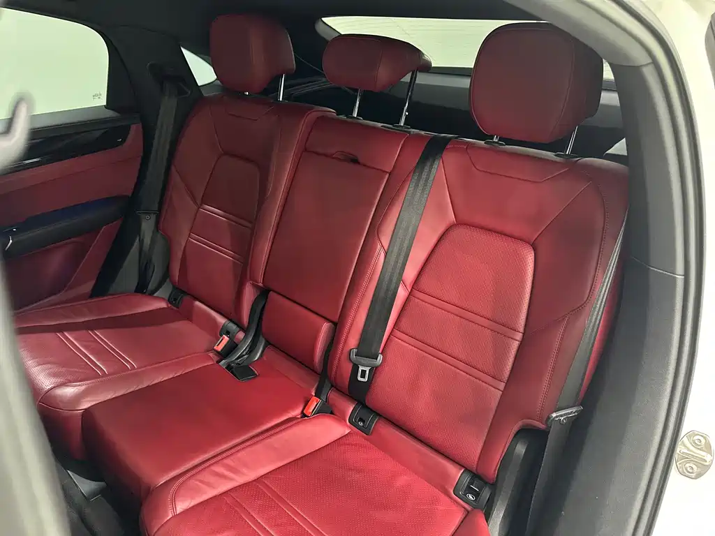 Porsche Cayenne — миниатюра 20