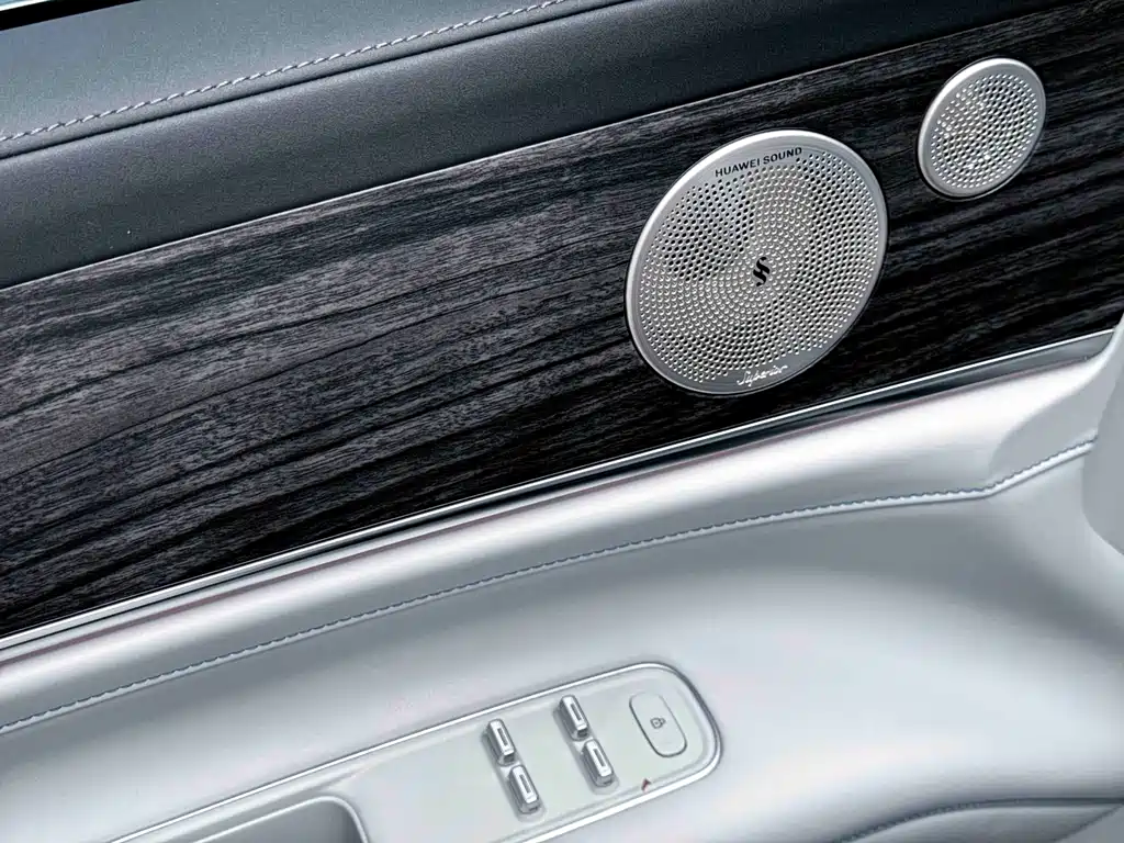 AITO AITO M9 — миниатюра 10