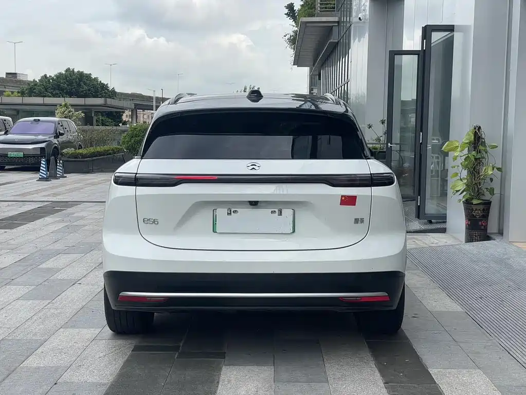 NIO ES6 — миниатюра 7