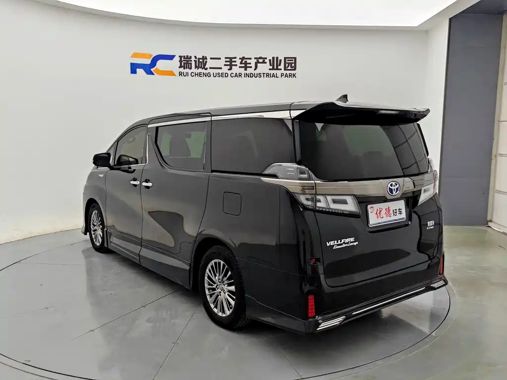 Toyota Vellfire — миниатюра 20