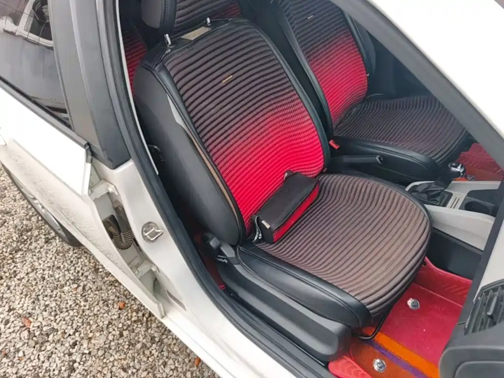 Skoda Fabia — миниатюра 25