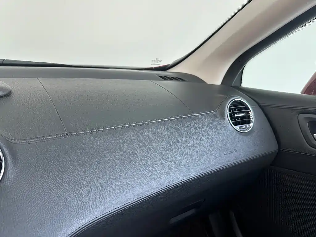 Peugeot 308 (Import) — миниатюра 14
