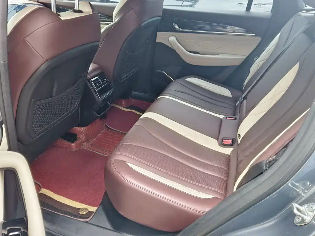 Geely Xingyue L — миниатюра 11