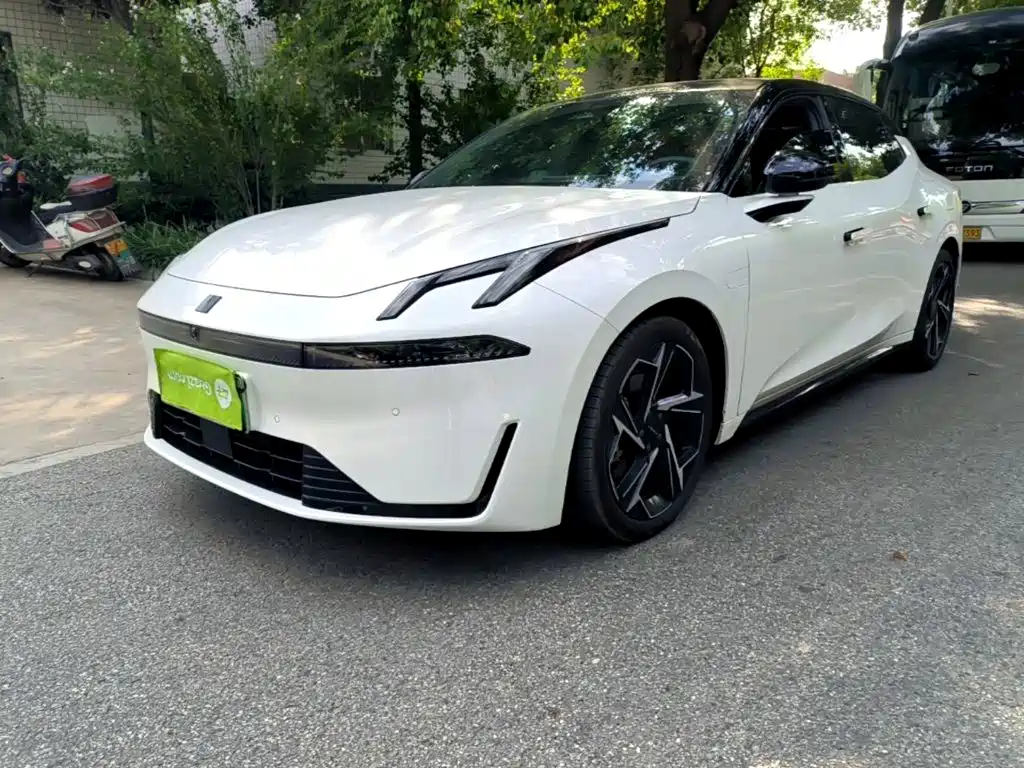 Lynk & Co 07 EM-P — миниатюра 2