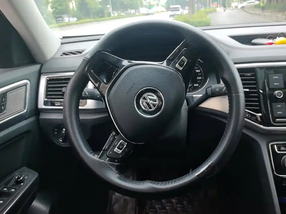 Volkswagen Teramont — миниатюра 15