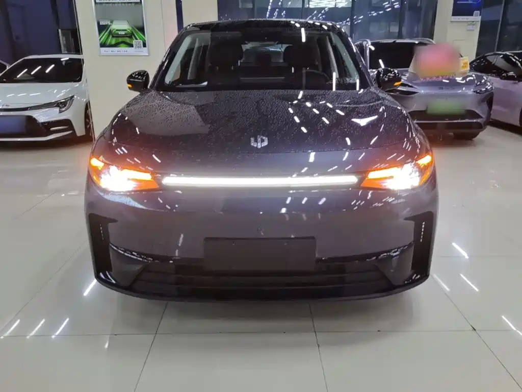 Leapmotor Leapmotor C10 — миниатюра 3
