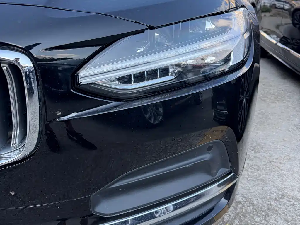 Volvo S90 — миниатюра 15