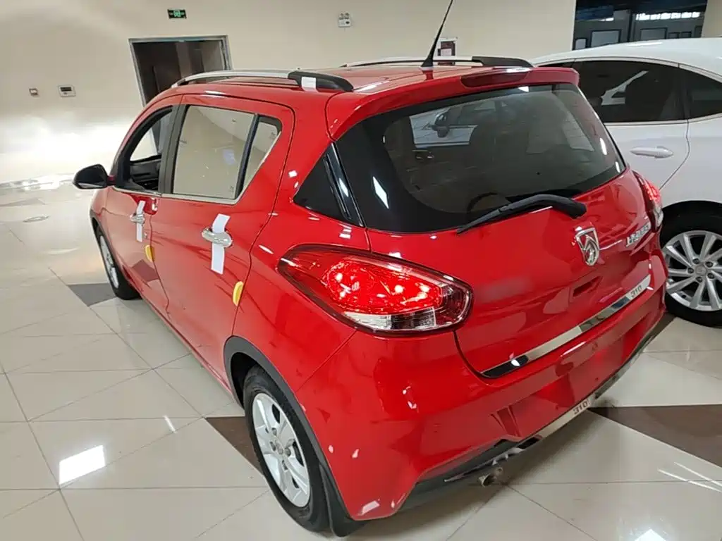 Baojun 310 — миниатюра 5