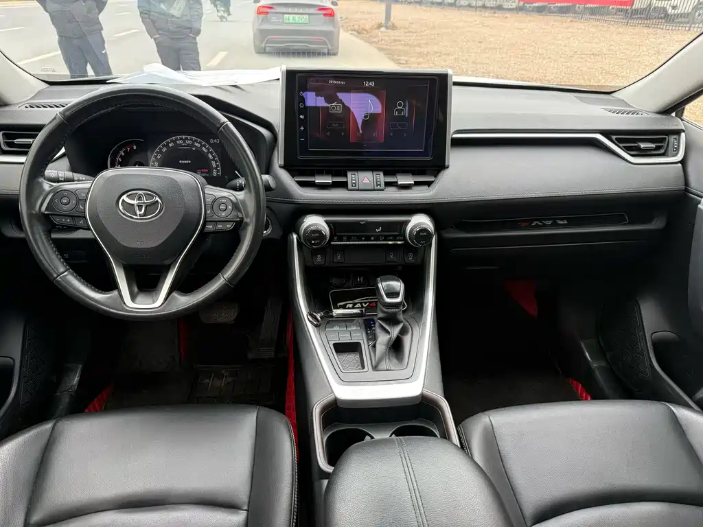 TOYOTA RAV4 RONGFANG