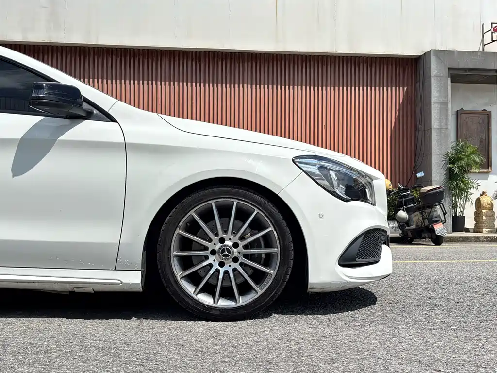Mercedes-Benz CLA (Import) — миниатюра 5