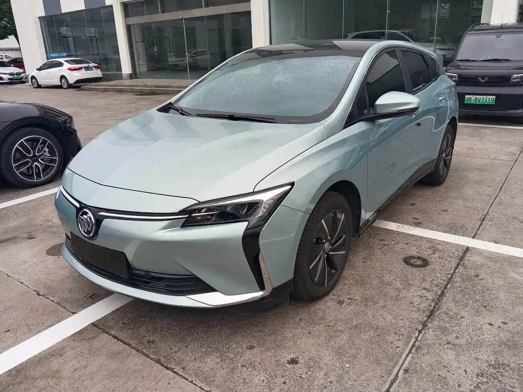 Buick Velite 6