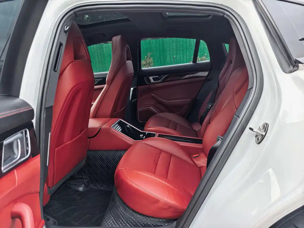 Porsche Panamera — миниатюра 10