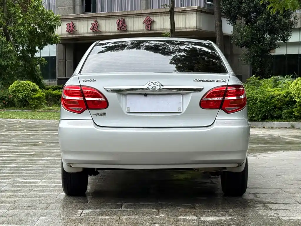 Toyota Corolla — миниатюра 14