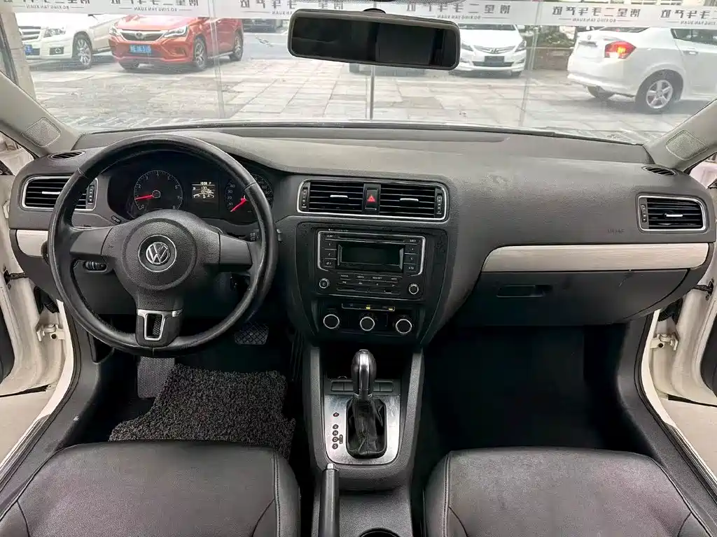 Volkswagen Sagitar — миниатюра 5