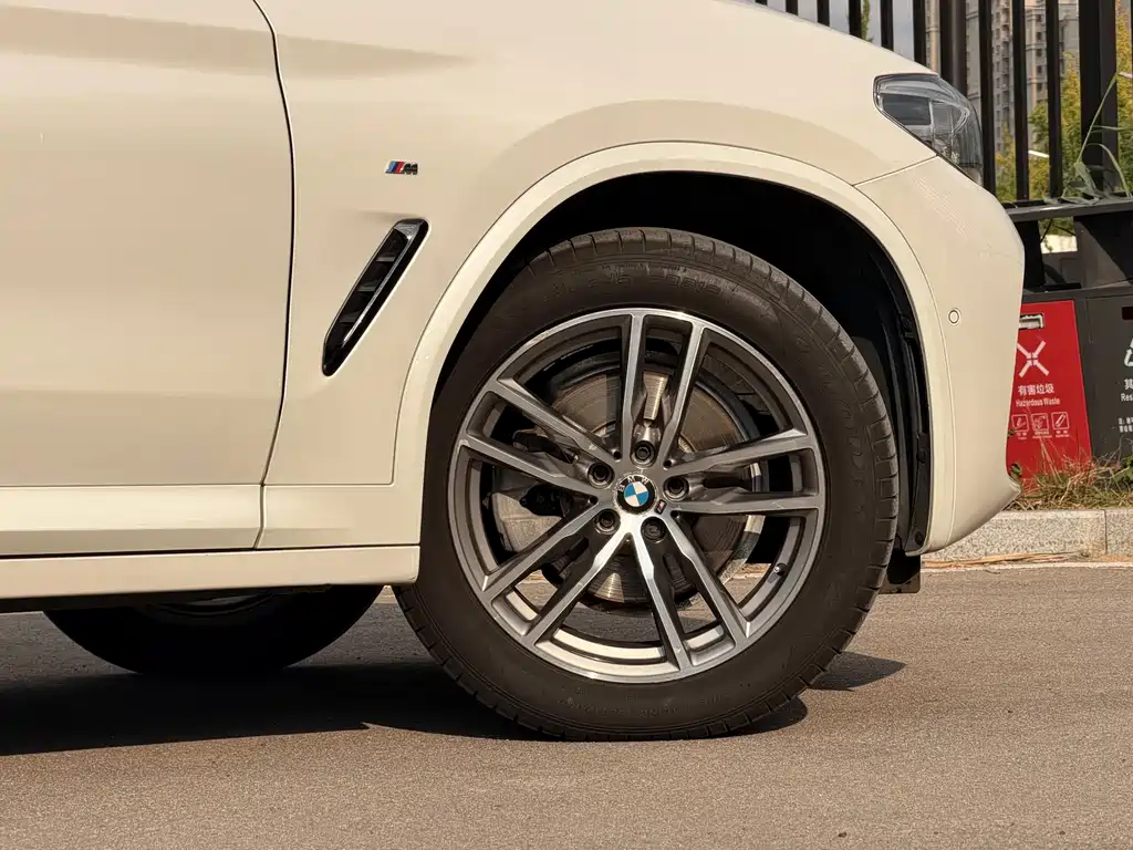 BMW X3 — миниатюра 4