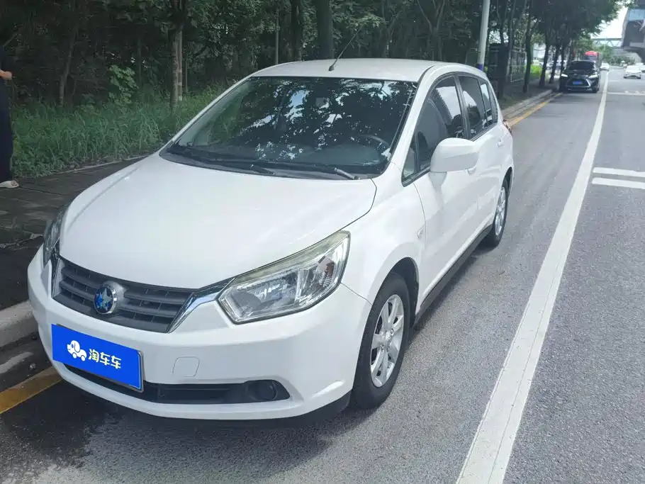 Venucia R50