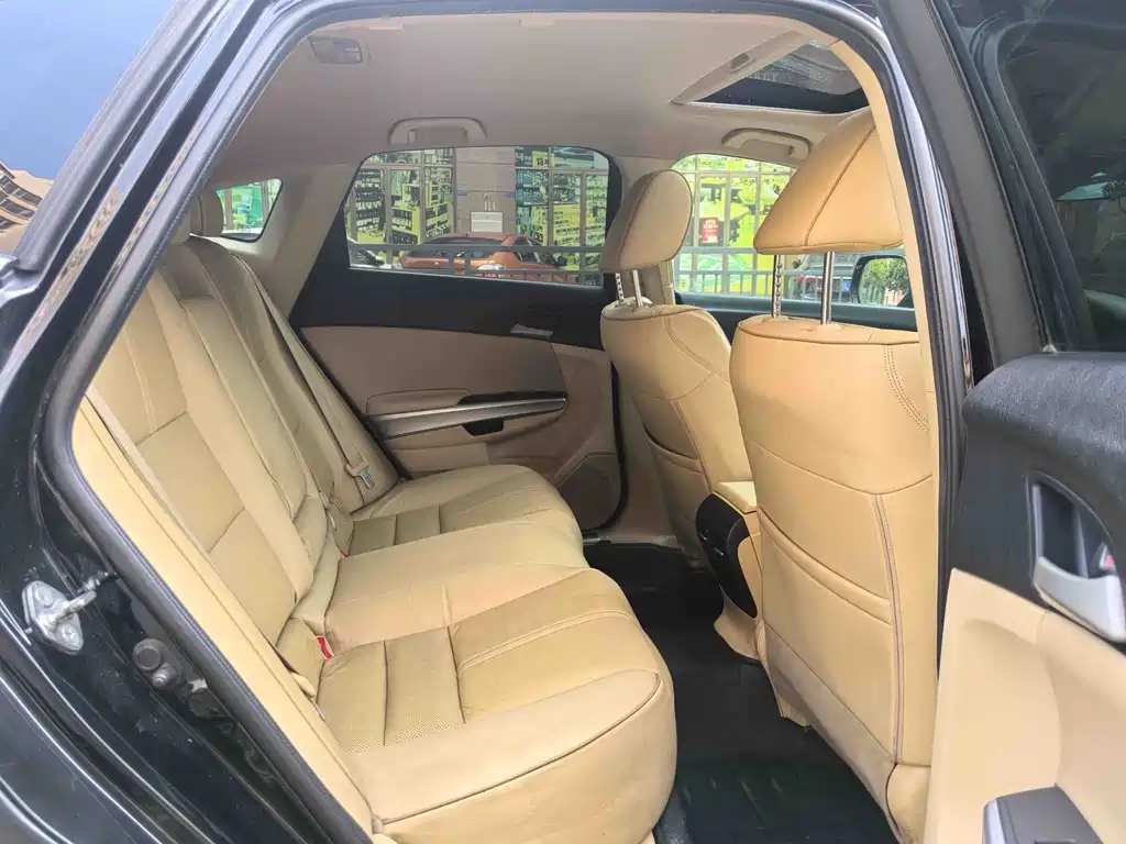 Honda Crosstour — миниатюра 14