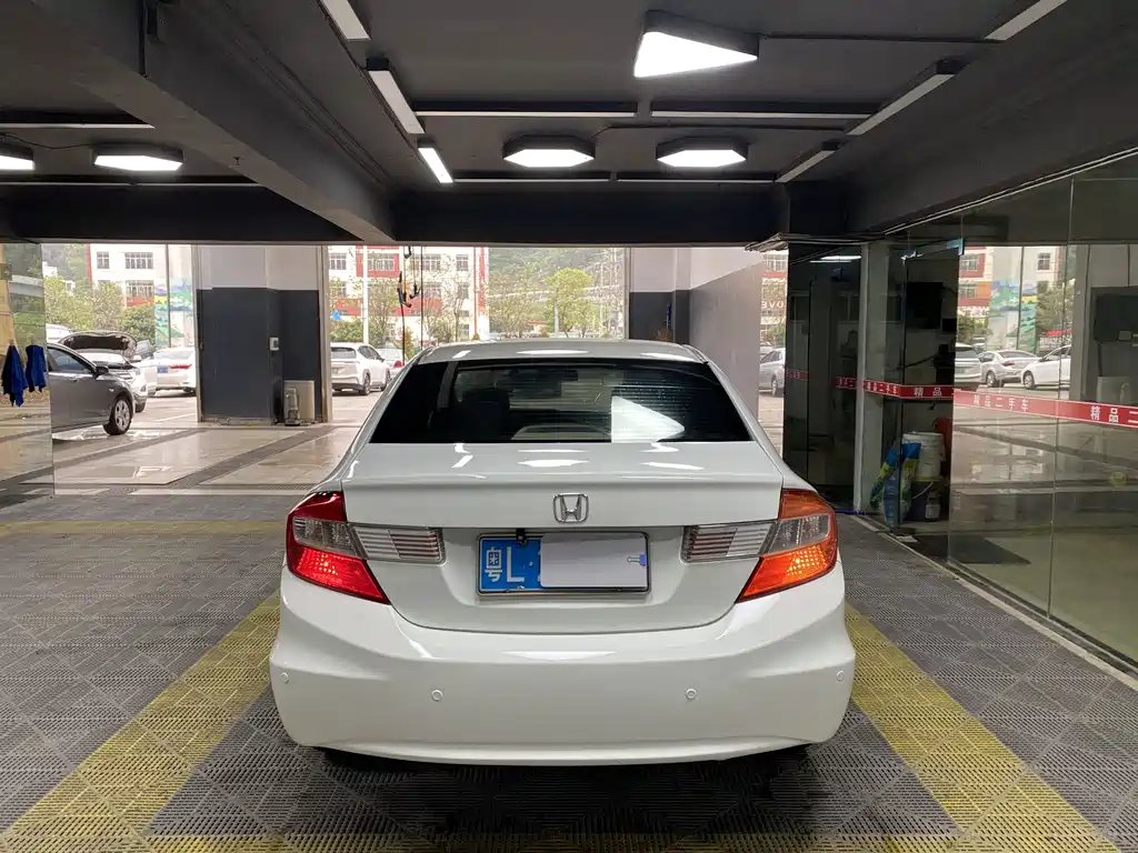 Honda Civic — миниатюра 3