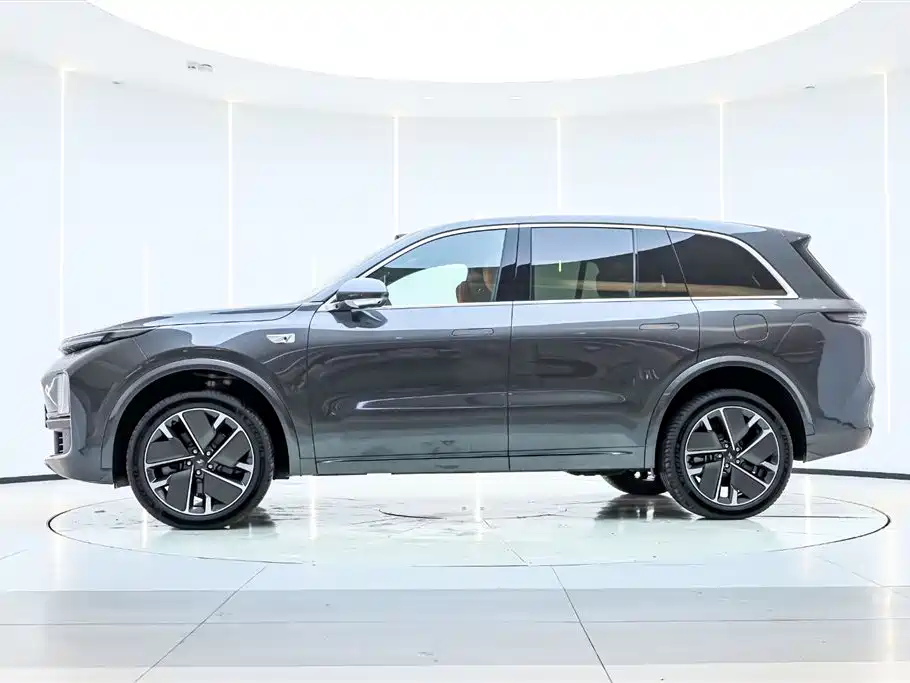 Li Auto IDEAL L8