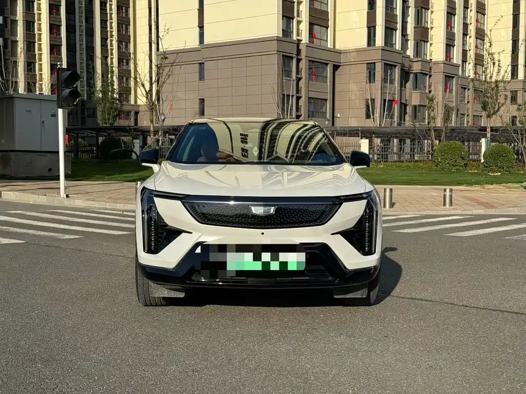 Cadillac IQ — миниатюра 2