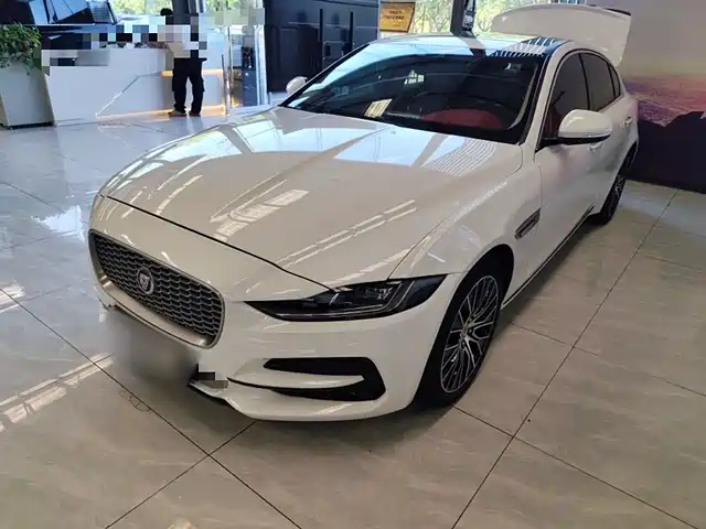 JAGUAR  XEL 2021