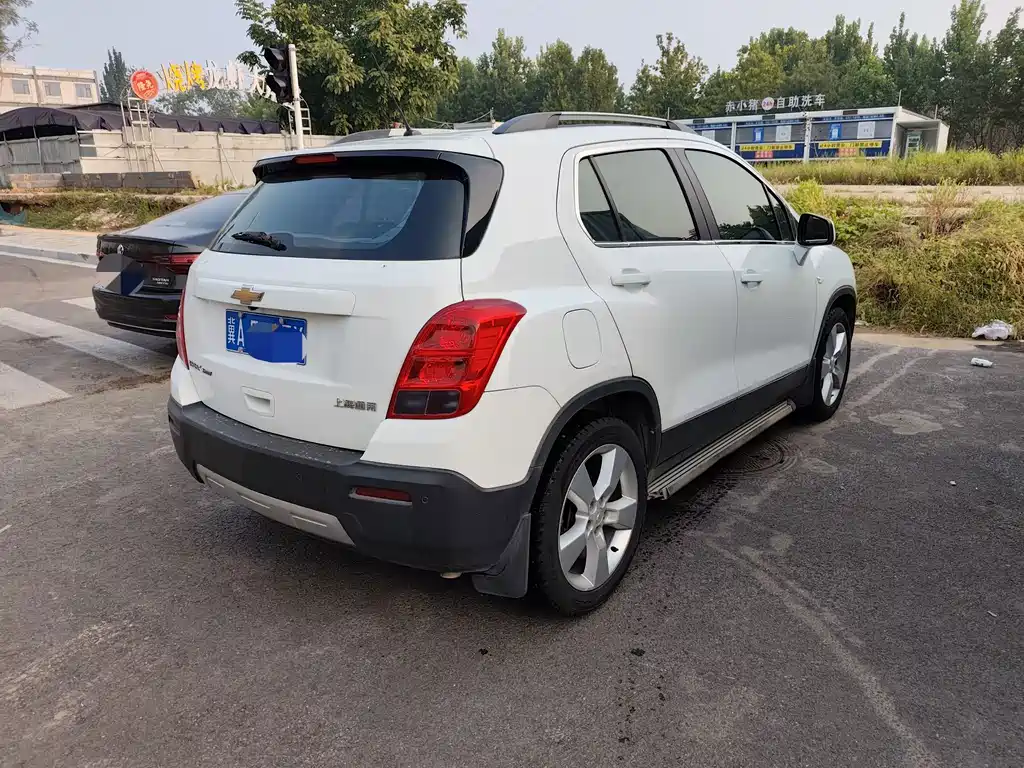 Chevrolet Trax — миниатюра 3