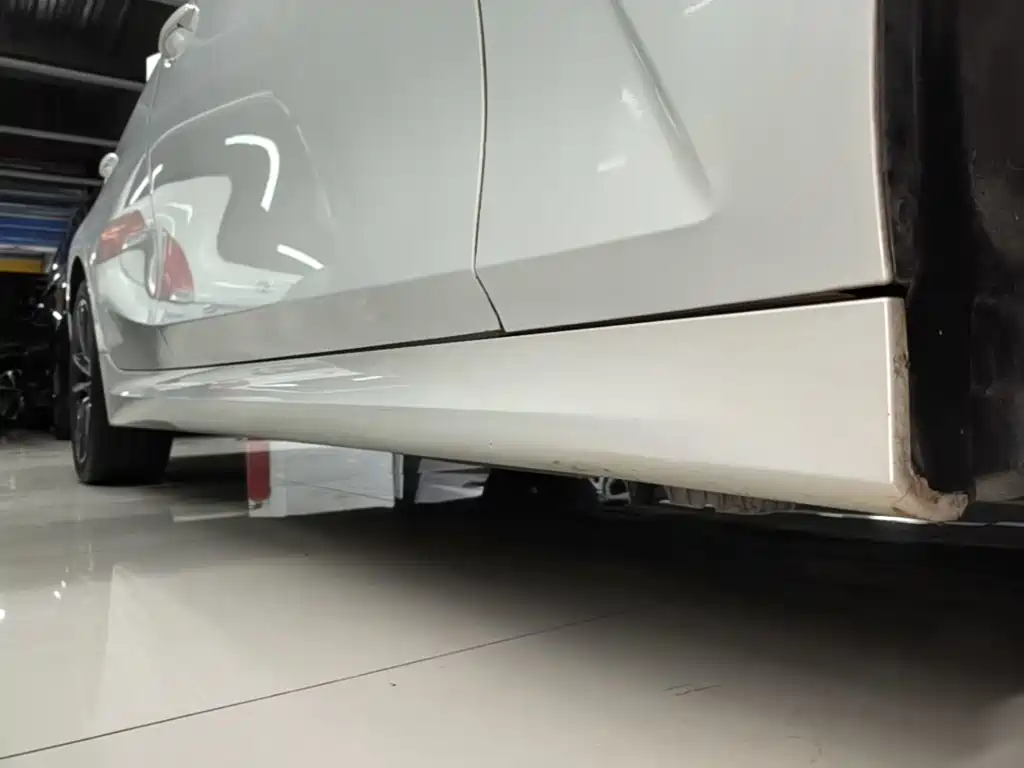 BMW 3 Series — миниатюра 21