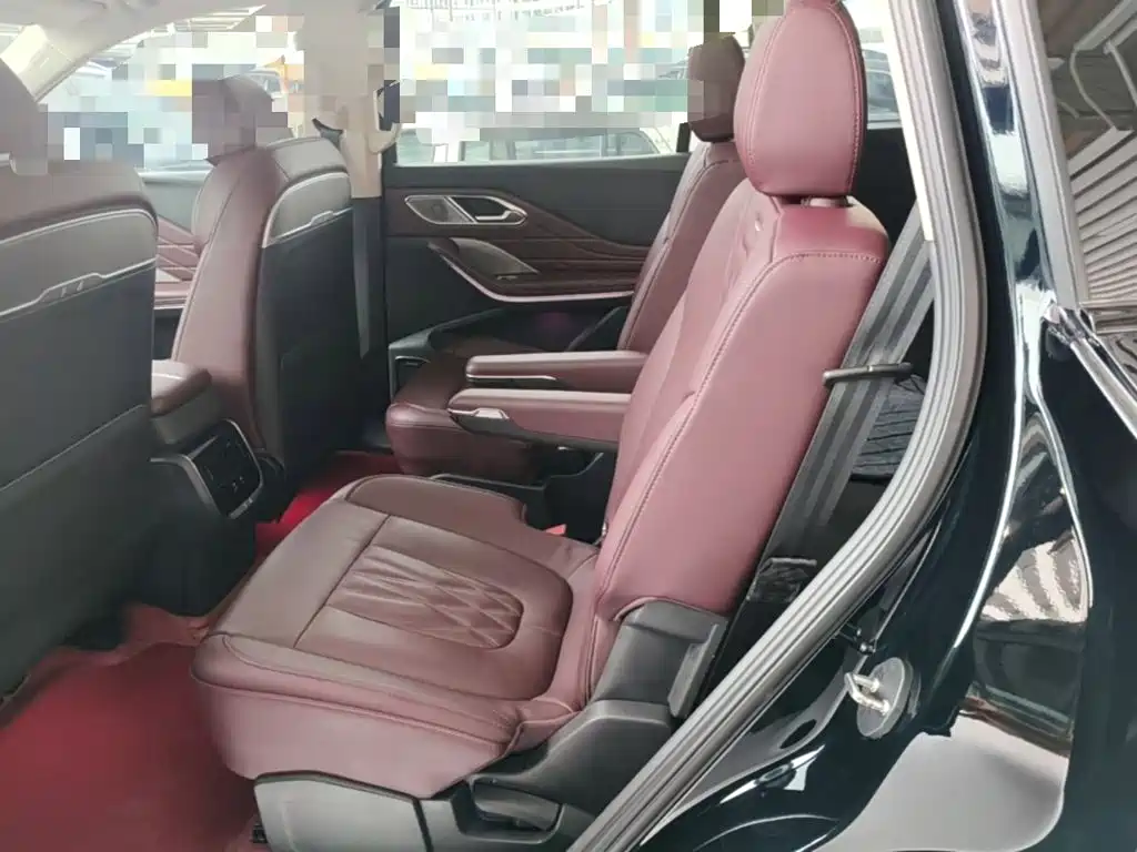 Hongqi Hongqi HS7 PHEV — миниатюра 17